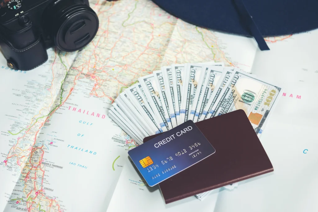 Best Credit Cards in India 2025 – Top 5 for Cashback and Travel