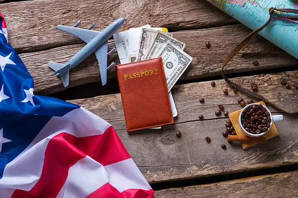 Top Travel Credit Cards in the USA 2025—Lounge Access, Miles and Benefits